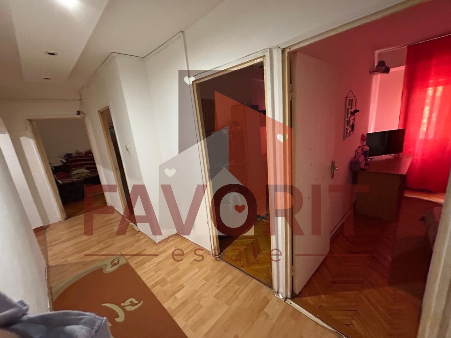 Apartament 3 camere decomadat, zona Dambovita - Poză 9