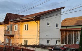 Casa de vanzare 5 camere 320 mp teren Centru zona Prefecturii - Poză 1