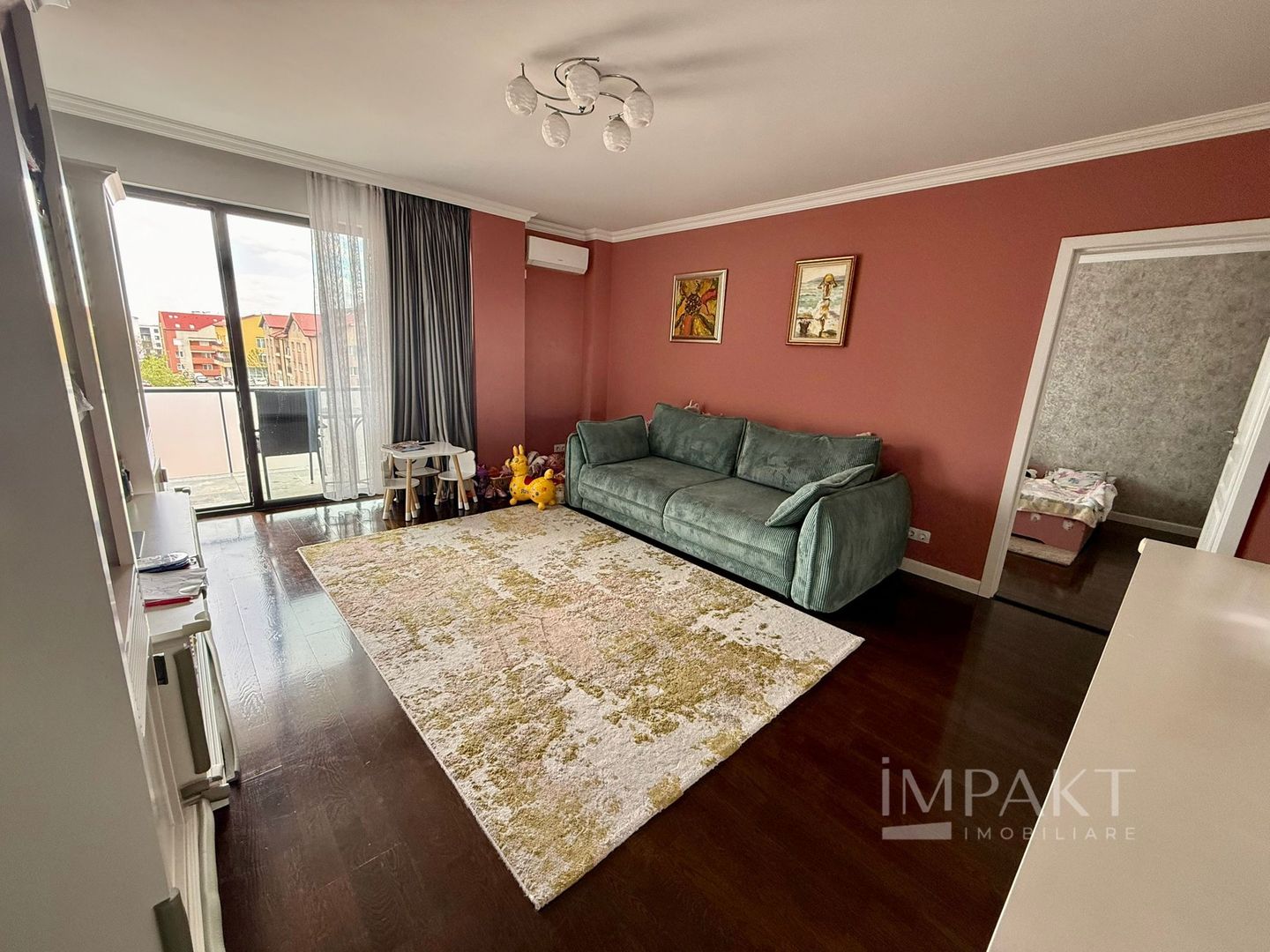 Apartament modern cu 2 camere, garaj si boxa in cartierul Buna Ziua - Poză 1