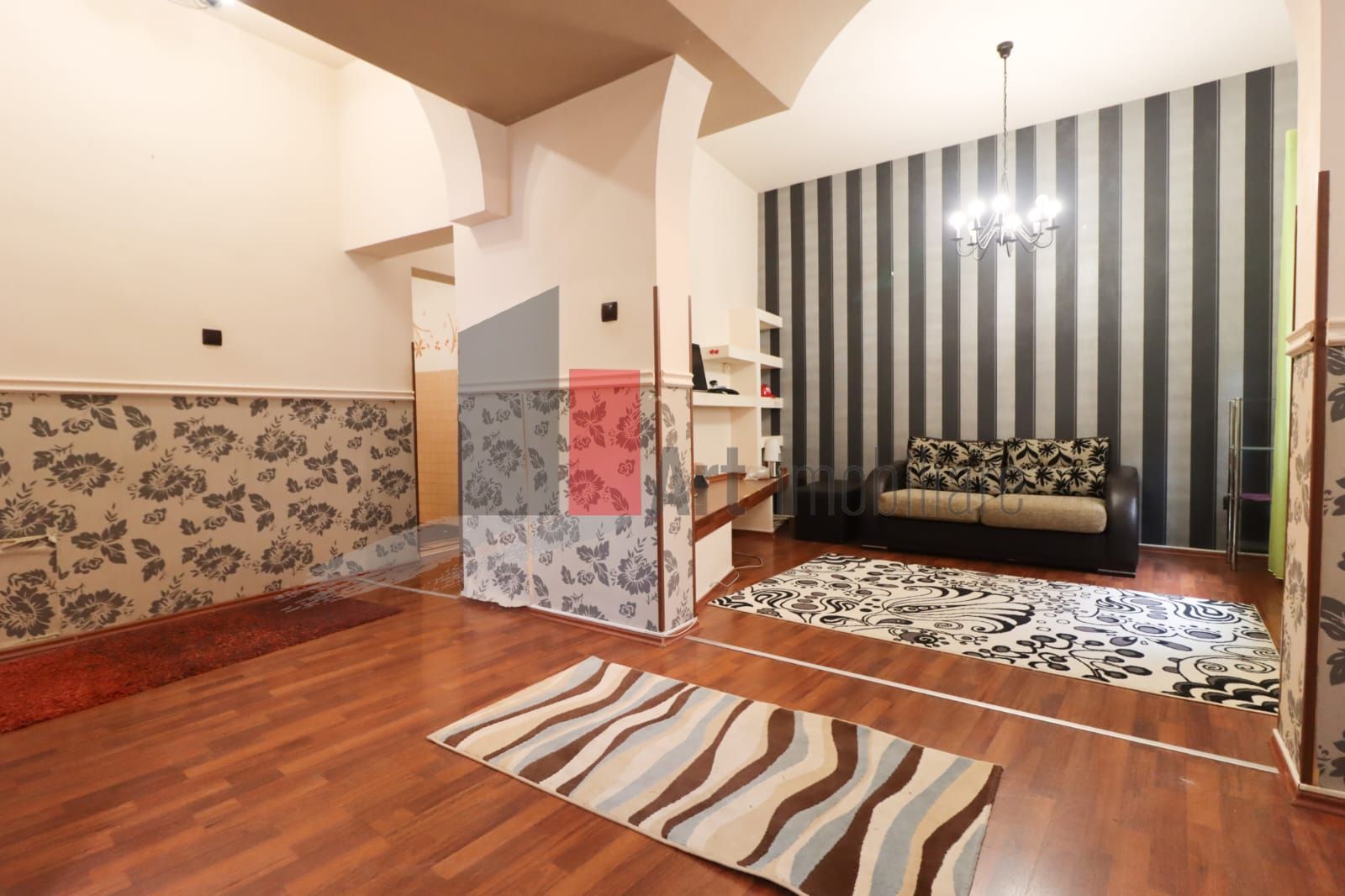 Vila "VARDA" , 200 MP utili, teren 160 mp - Poză 2