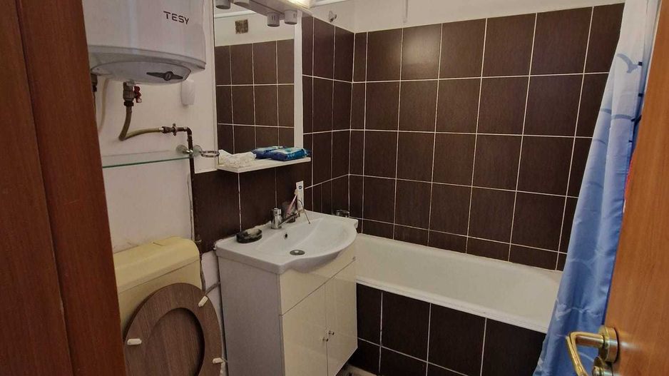 proprietar 2 camere decomandat Obor langa metrou - Poză 6