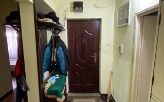 Apartament renovabil cu 4 camere decomandate, cu garaj,  zona Traian - Poză 11