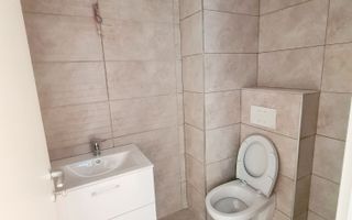 Apartament 3 camere de vanzare - Poză 8