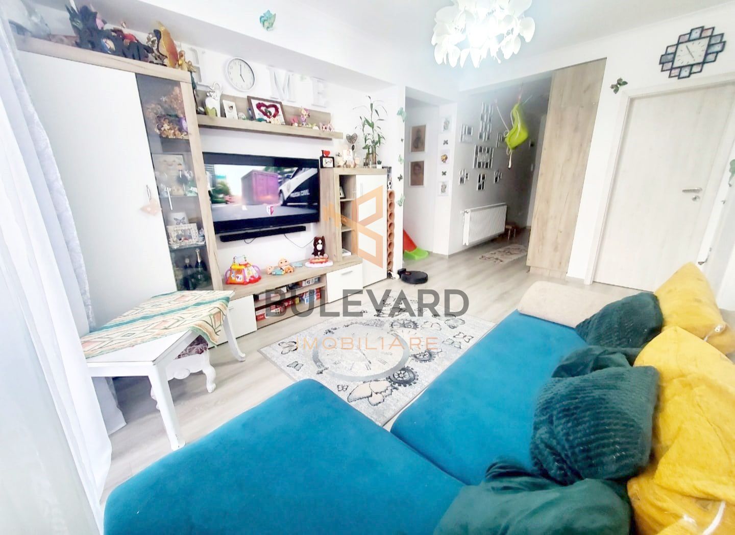 Apartament cu 3 camere, zona strazii Cetatii! - Poză 2