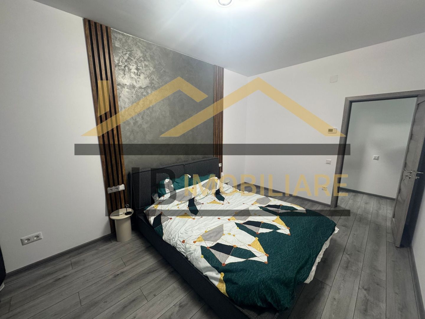 Apartament cu 2 camere, 56 mp, semidecomandat, Zona Shopping City - Poză 4