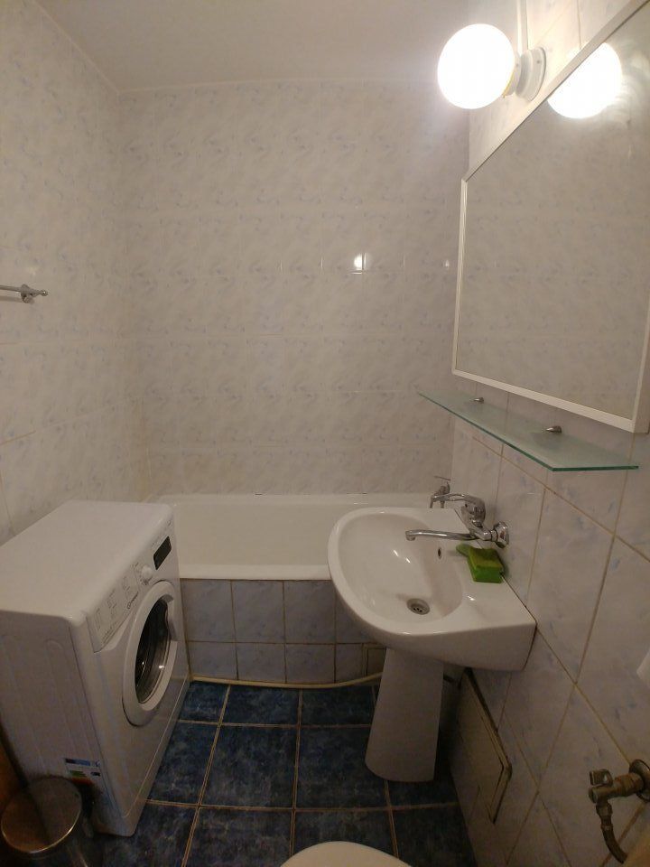 Inchiriem apartament 2 camere zona 1 Mai - Poză 12