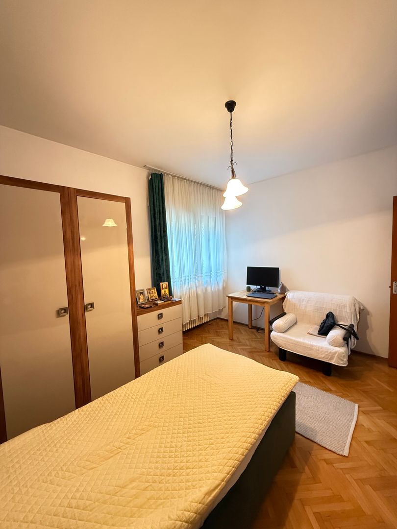 De vanzare 4 camere, curte exclusivă 250 mp, Str. Uruguay - Bucuresti - Poză 10