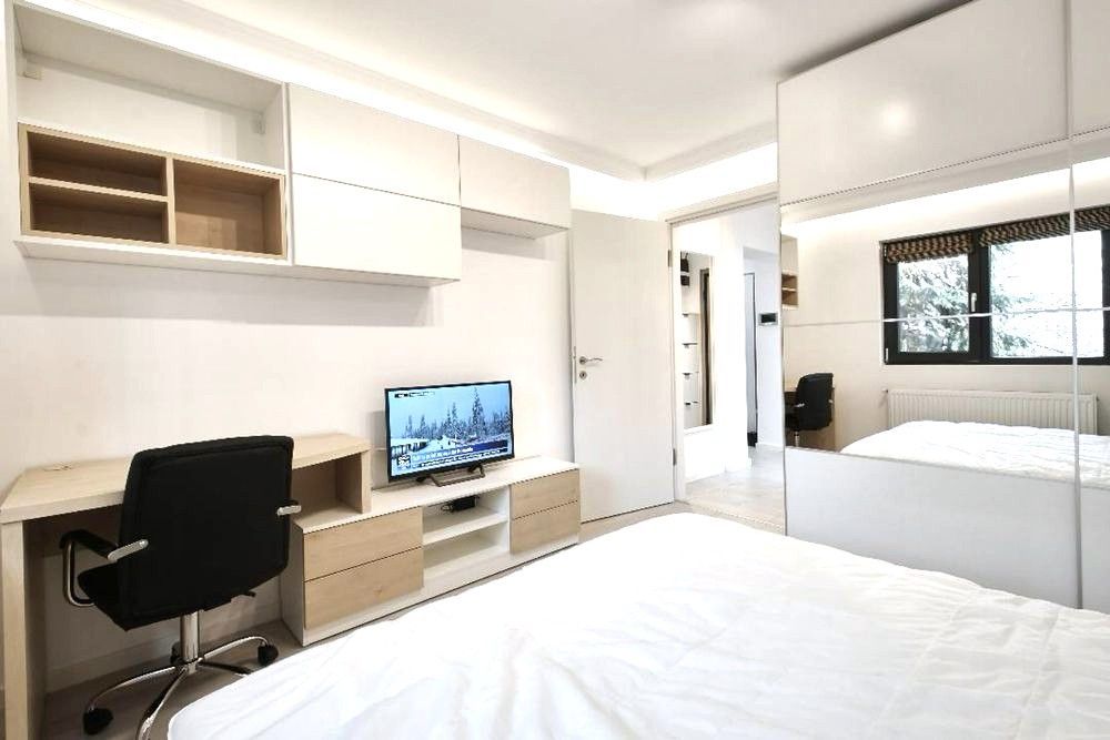 🚇 Închiriez Apartament cu 2 camere, la 100 m de metrou Dristor 2 - Poză 4