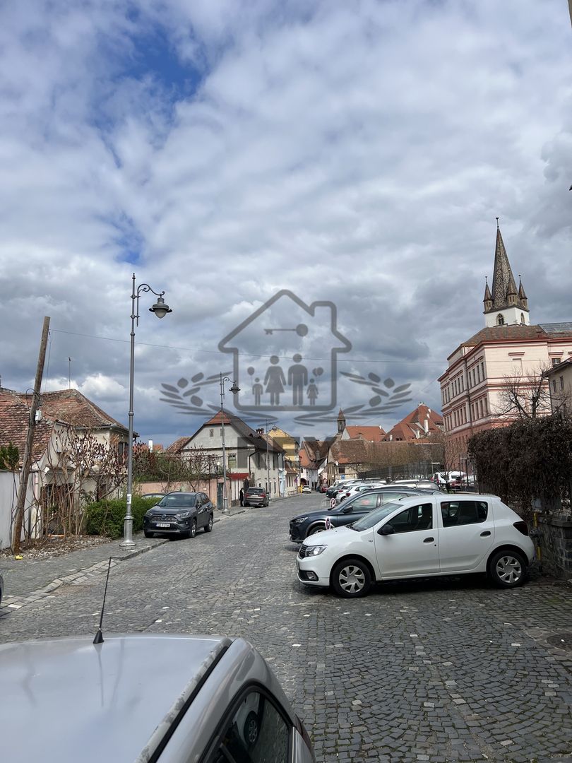 Ultracentral,4 camere , baie , bucătărie , terasă - Poză 13