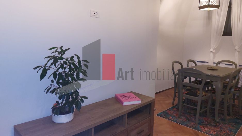 Apartamentul "DISINJATUR" , et. 1/1 in vila stil neoromanesc - Poză 5