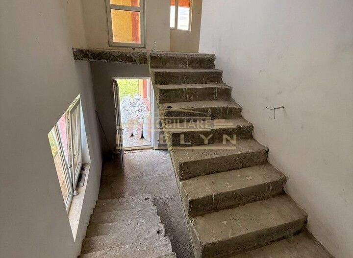 De vânzare casa P+M în Brehuiesti, pozitionata la strada principala - Poză 10