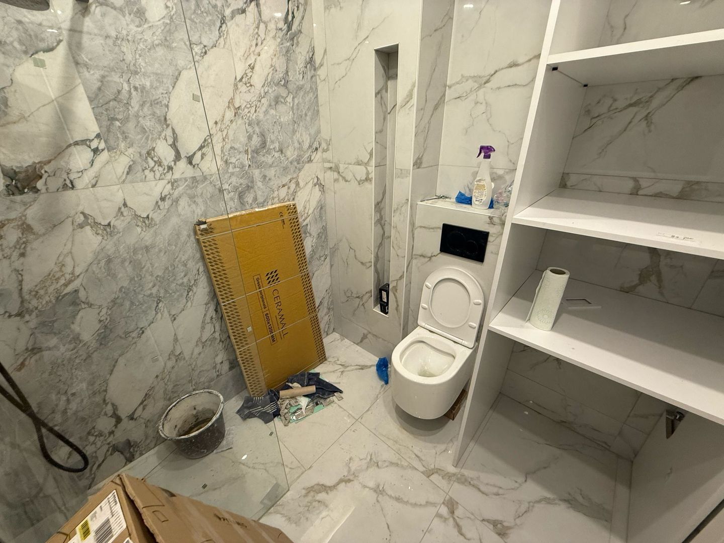 De vanzare | Apartament GRI 2 camere | Exigent Faza 5 | Lujerului - Poză 2