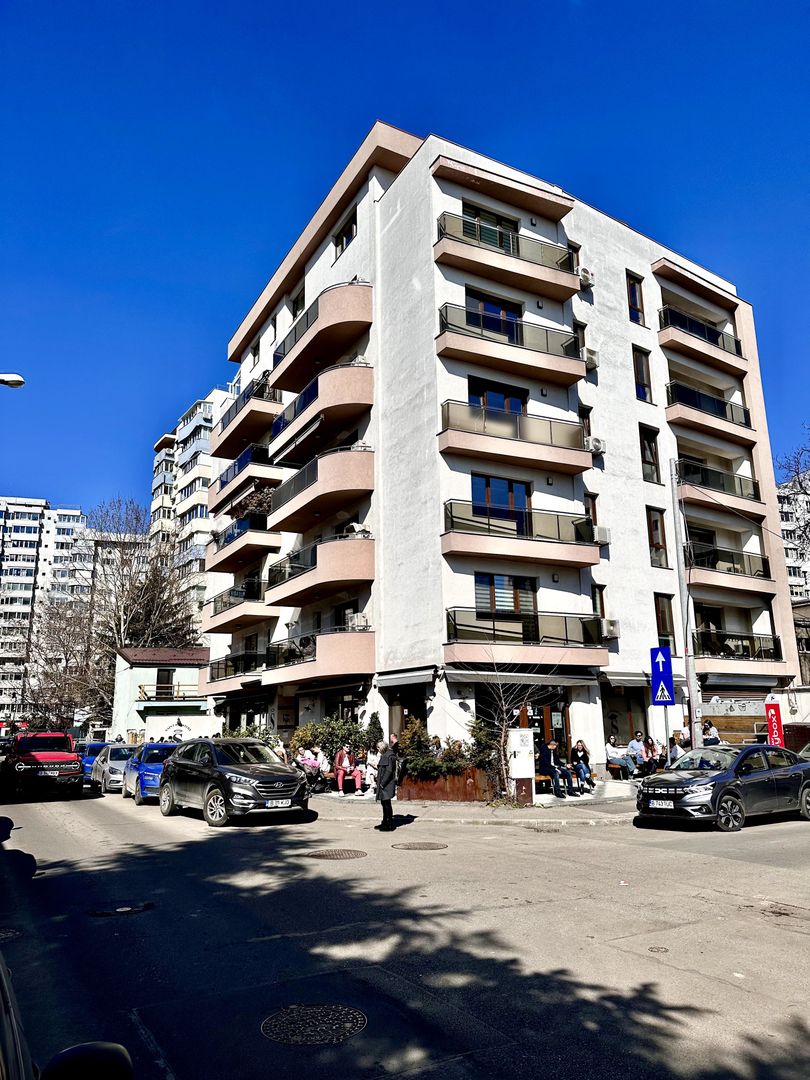 Apartament 3 camere, bloc nou, centrala proprie, parcare subterana inclusa. - Poză 19