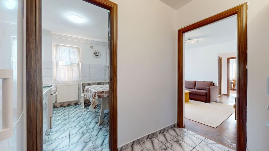De vanzare-2 camere ideal investitie/locuit, mobilat, Str. Soarelui - Poză 4