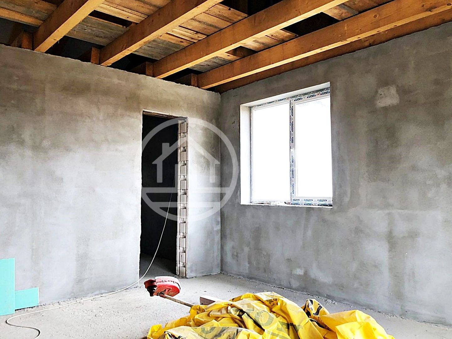 Casa de vanzare cu 4 camere pe str. Izvorului, zona Saldabagiu, Oradea - Poză 6