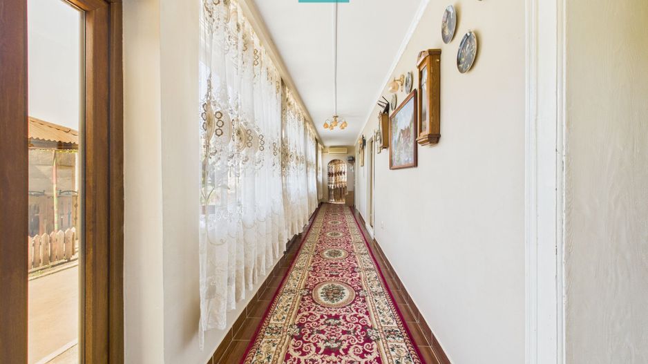 Casă cu 4 camere în Pârneava - Poză 8