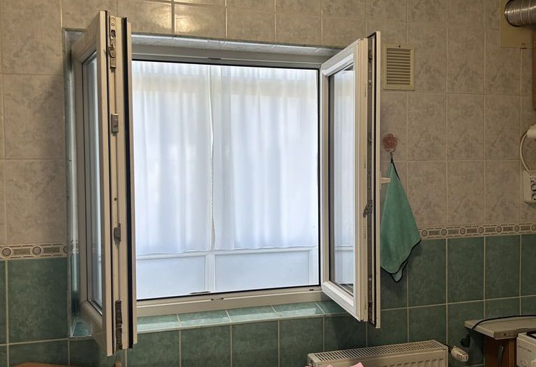 3 camere de vanzare  | centrala proprie | bloc reabilitat, 2 bai | boxă - Poză 11