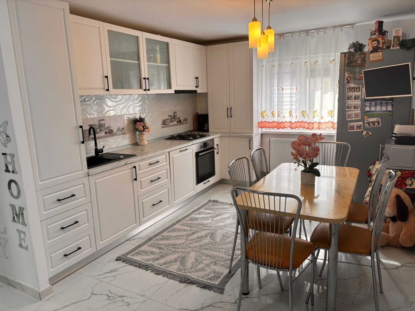 Steaua |  2 camere | Decomandat | Centrala Proprie. - Poză 1