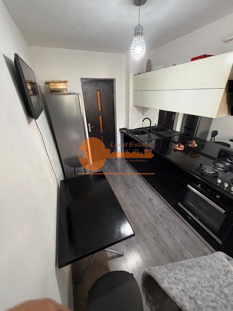 Apartament cu 2 camere in zona Stefan Cel Mare - Poză 4