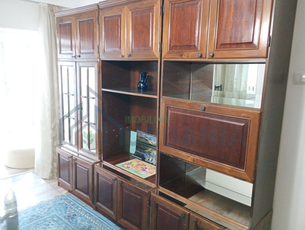 Camera de inchiriat - Poză 3