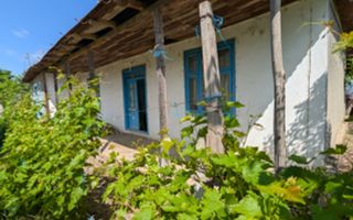 De vânzare casă în Somova, curte 1600 mp - Poză 1