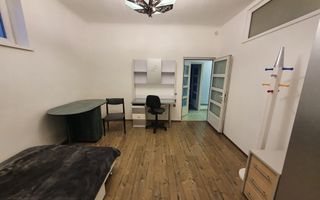 etaj 2/ oportunitate investitie/ zona Casei de Cultura a Studentilor - Poză 2