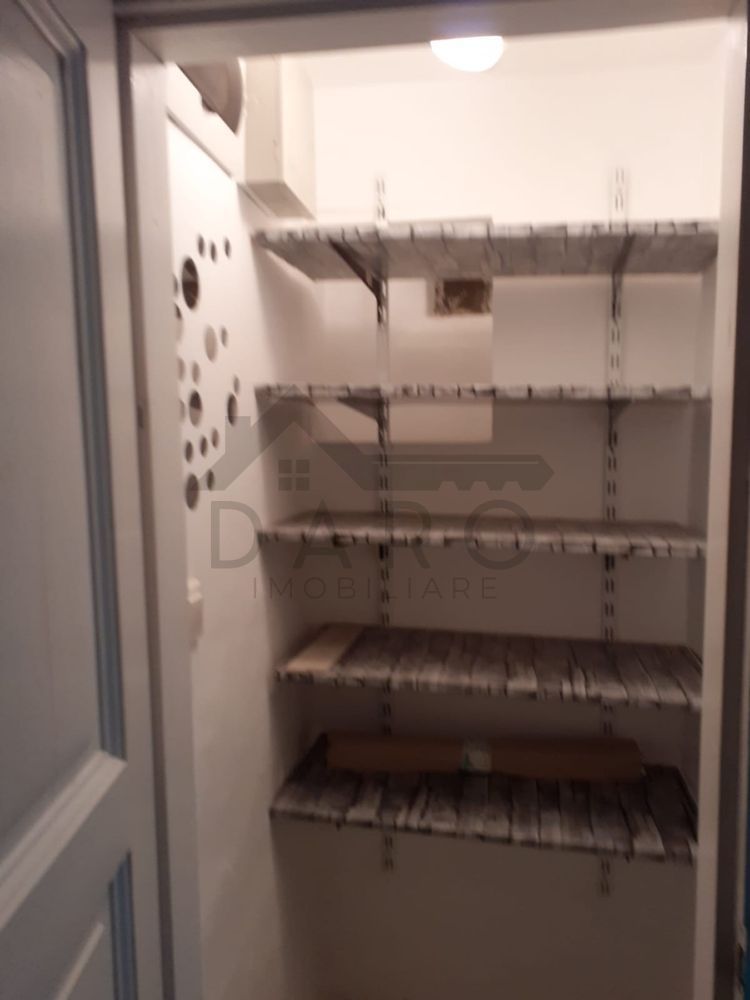 De vanzare imobil 62 mp-casa cu curte comuna -pret negociabil - Poză 8
