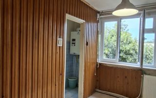 Apartament 4 camere Nord ,Etaj 3 la Poarta Scolii nr 14 - Poză 8
