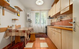 3 camere, etaj 1, lângă Primărie - Poză 3