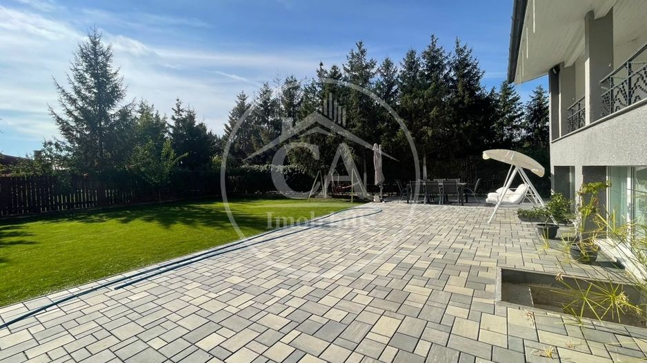 Casa de vanzare cu 10 camere in Santandrei, Bihor - Poză 6