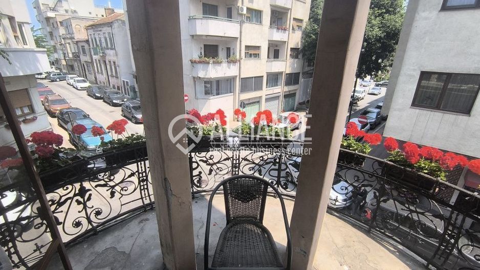 CENTRU VECHI (COD03) - Apartament boem cu terasa si balcon ! - Poză 2