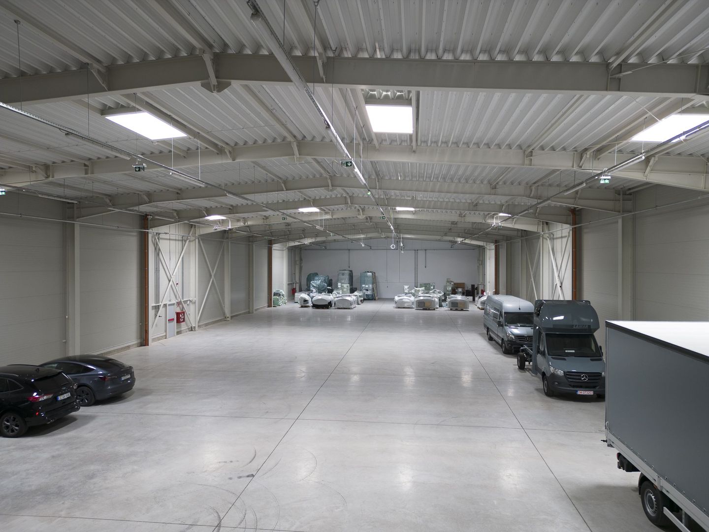 Hală industrială cu teren de 7330mp zona Aeroport - Poză 3