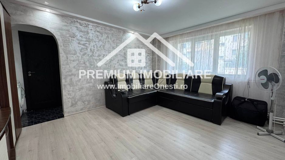 Apartament 2 Camere de Vanzare / Schimb - Poză 1