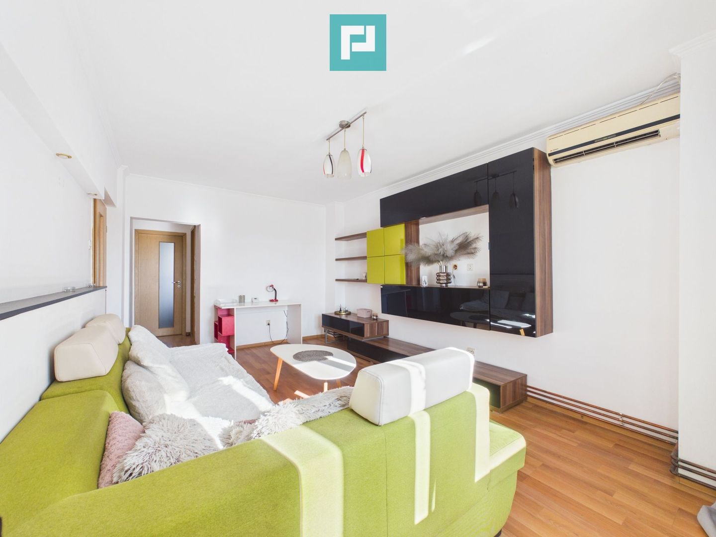 Apartament cu 2 camere de închiriat – Zona Intim, - Poză 3
