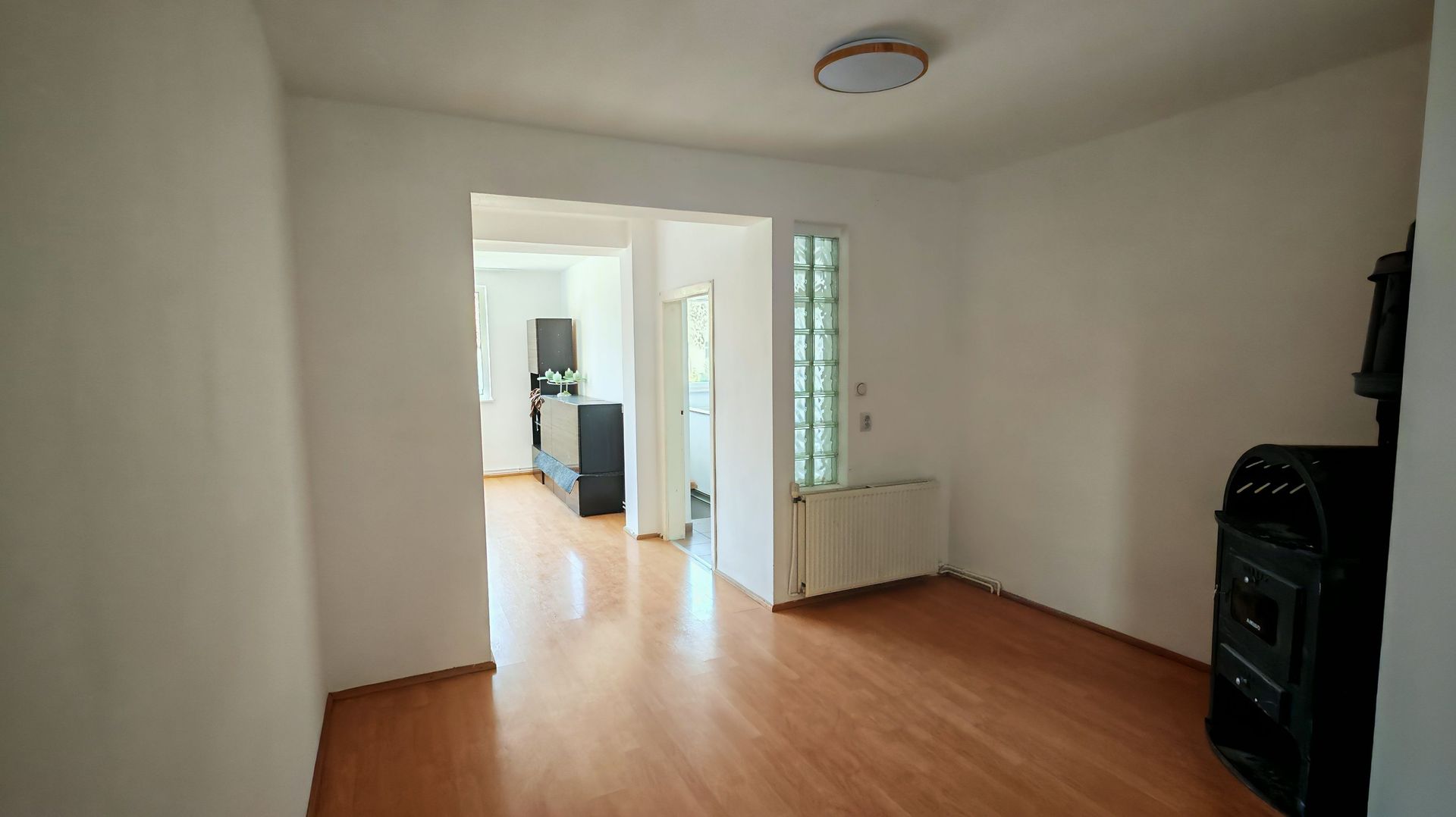 Apartament in vila,Bartolomeu,120 mp,3 camere,Spatiu depozitare 50mp - Poză 6