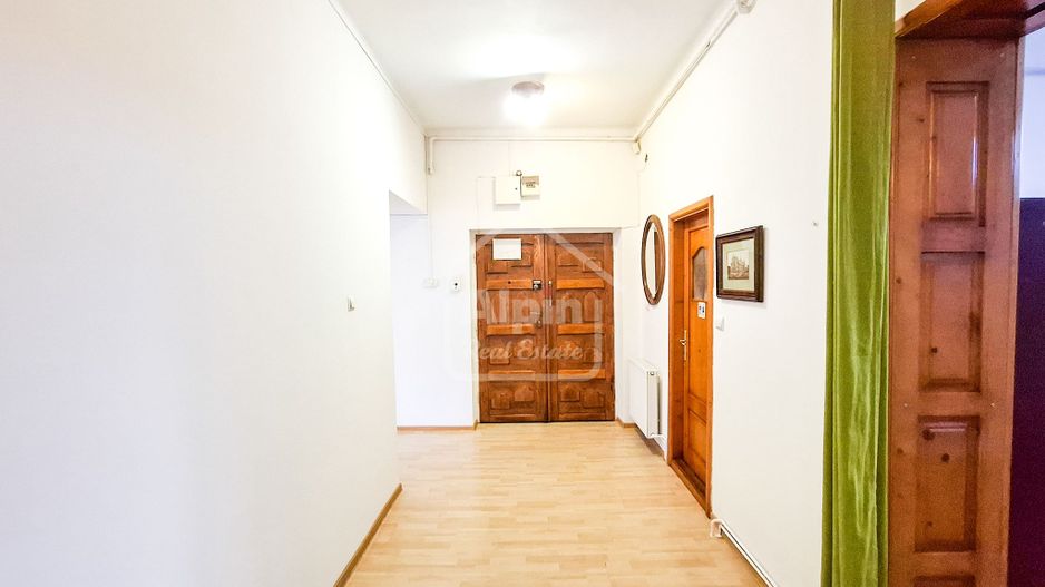 Spatiu Birouri I Semicentral - Poză 1