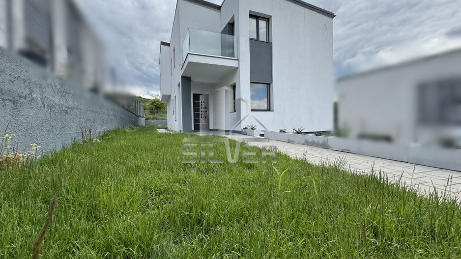 Casa individuala recent finisata cu teren de 425! - Poză 2