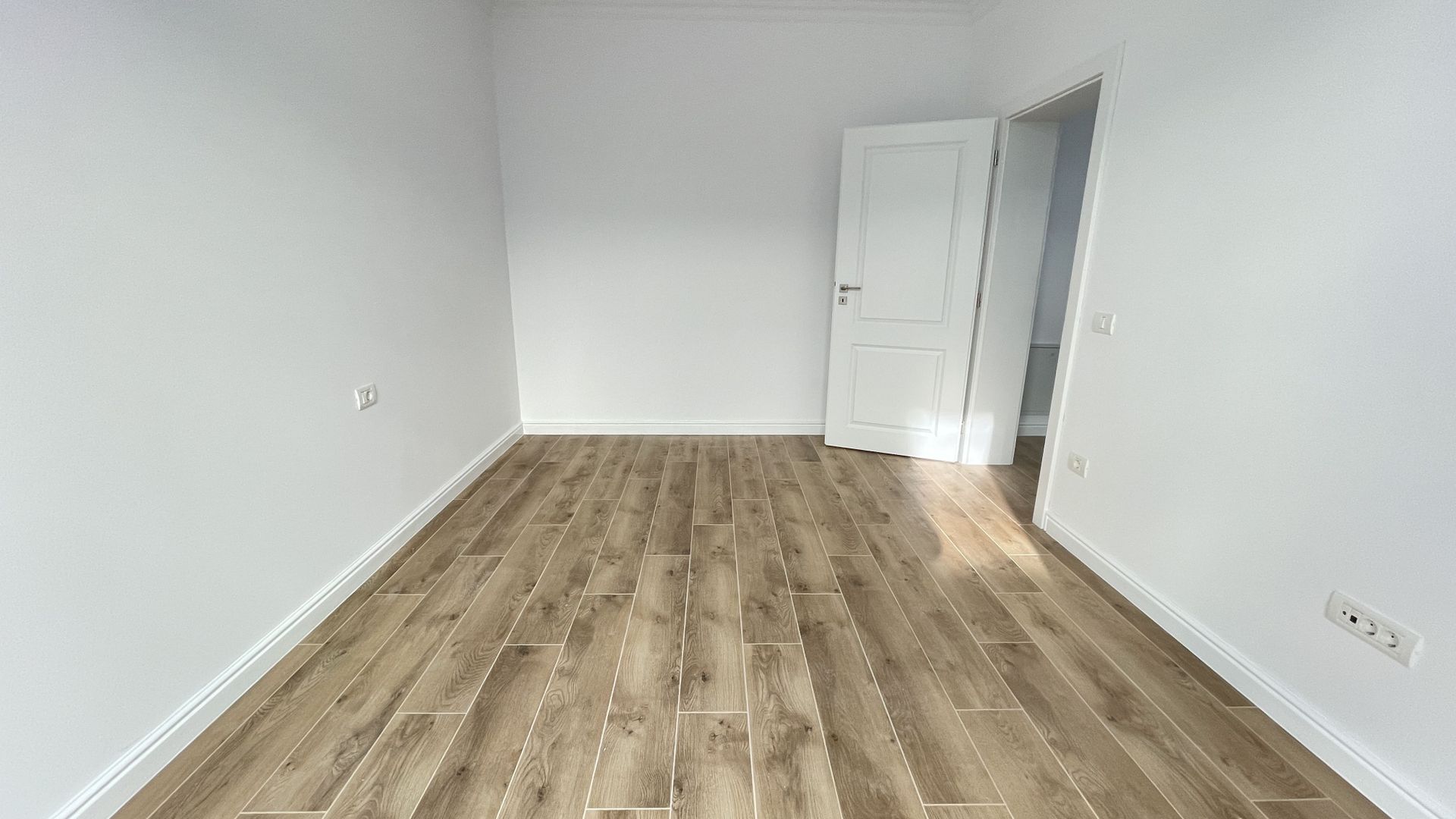 Apartament 3 camere la parter cu gradina proprie - Poză 15