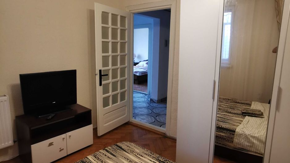 Apartament 3 camere decomandat- Calea București, zona Institut - Poză 3