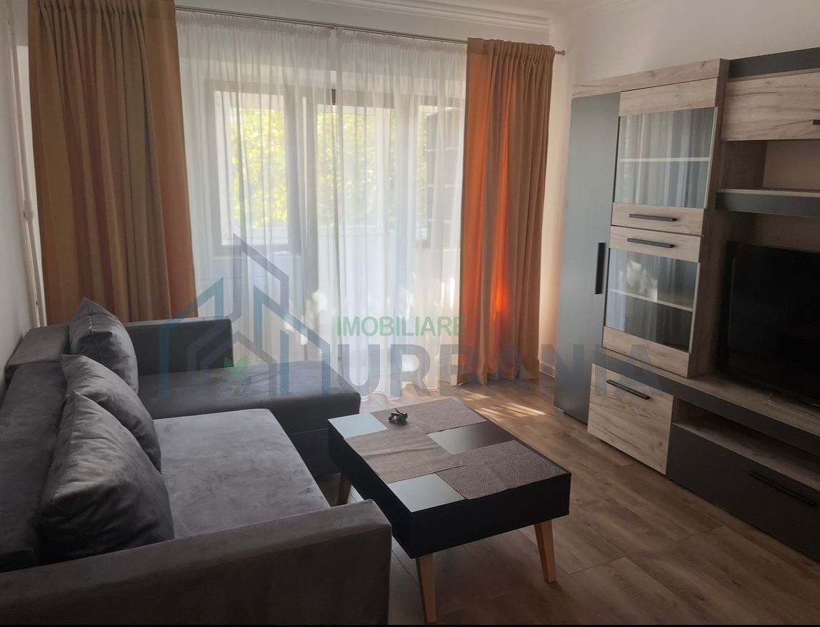 Apartament 3 camere decomandat, zona centrală - intersecția Tg. Cucu cu Podu de Fier, Iași - Poză 2