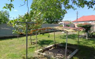 Casa de vanzare in Vladimirescu in zona primariei. - Poză 36