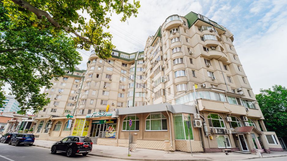 Spațiu comercial spre închiriere | Centru, Chișinău | 211 m² - Poză 1