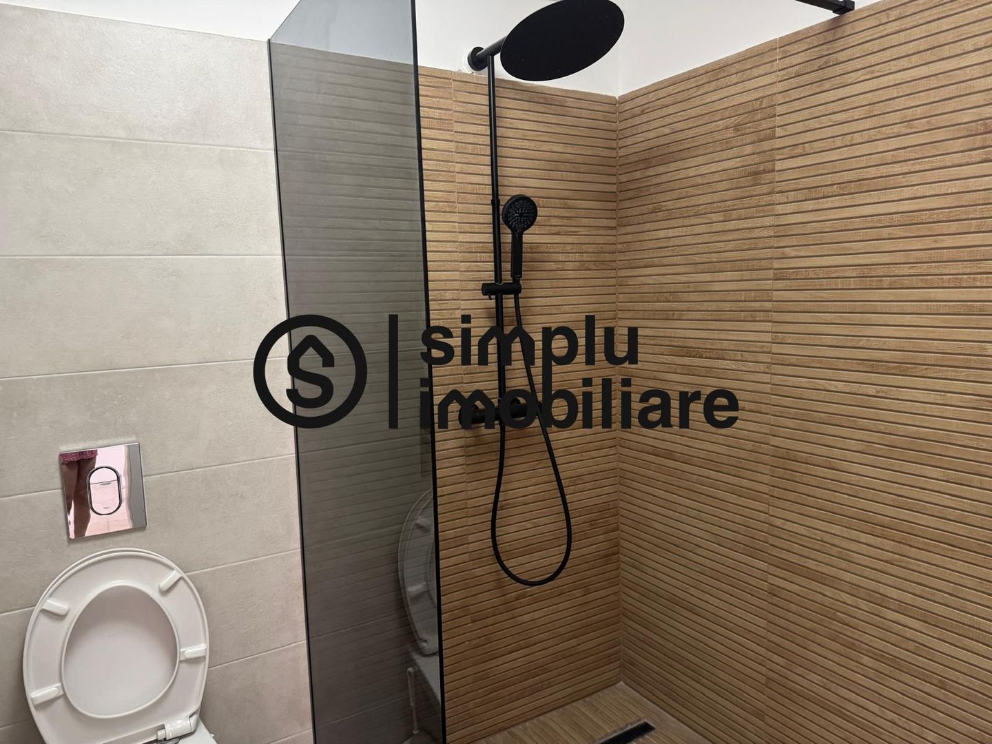 Apartament 3 camere -Centru - Poză 8