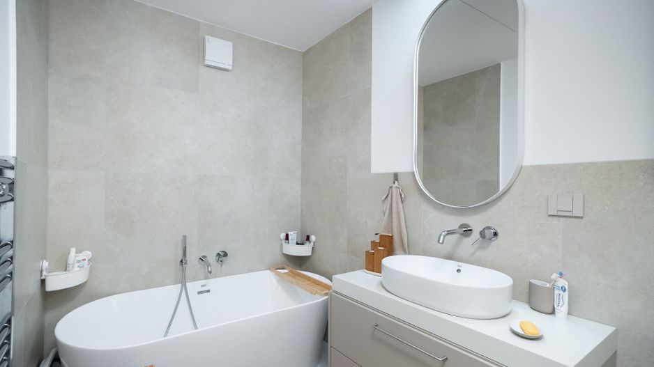 Apartament la parter cu gradina disponibil la inchiriere - Poză 12