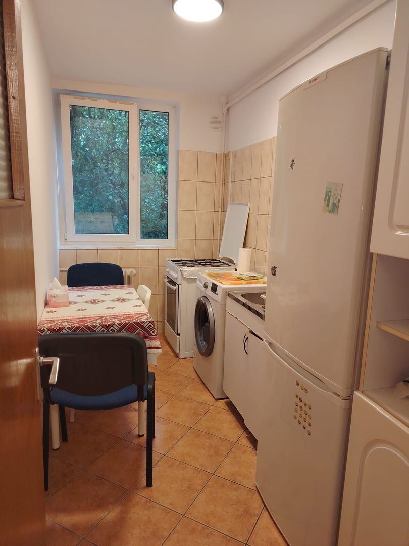 AP.2 CAMERE- APARATORII PATRIEI, PET-FRIENDLY, REABILITAT, METROU - Poză 5