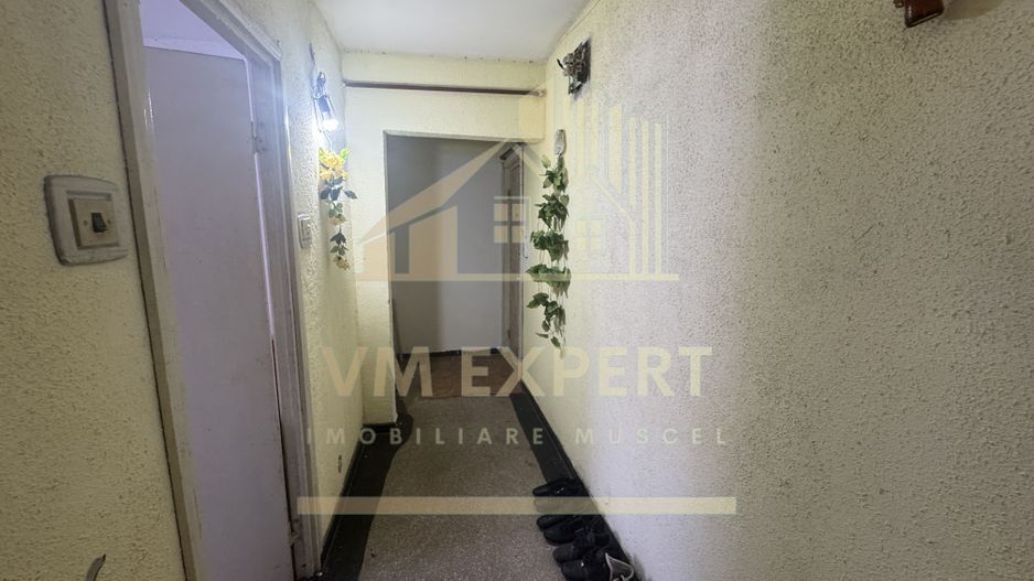 APARTAMENT 2 CAMERE ETAJ 2 GRUI CAMPULUNG - Poză 9