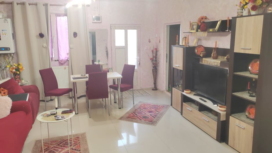 Casa pe parter individuala la pret de apartament - Poză 2