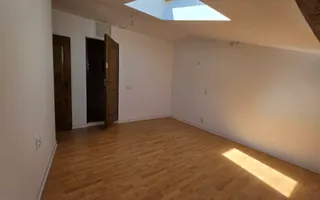 Apartament 5 camere, renovat, 68 mp utili + mansarda 52 mp,  Cetate - Poză 17