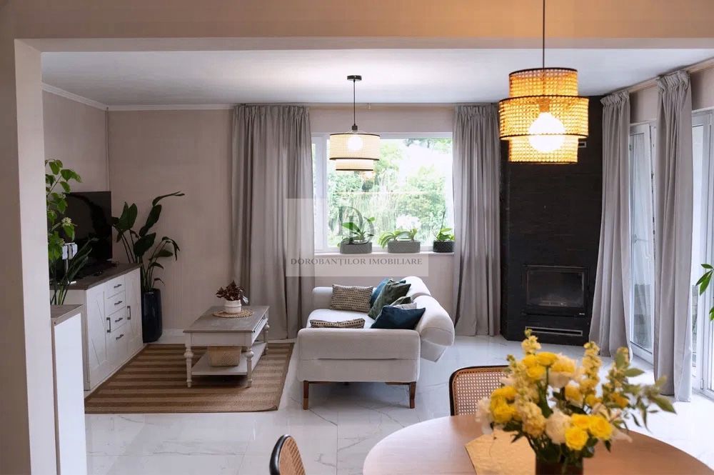 Duplex cu 4 camere | Curte amenajată | 2 Parcări | Dâmbul Rotund - Poză 1