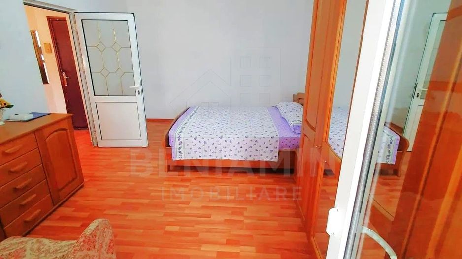 Apartament 2 camere-Decomandat-Spitalul Judetean-69mp-Spatios-Luminos - Poză 5